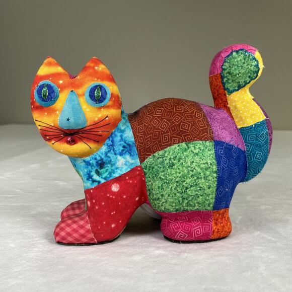 Laurel Burch Inspired Patchwork Cat Fabric & Ceramic Money Bank Bnfts Charity - Picture 1 of 11